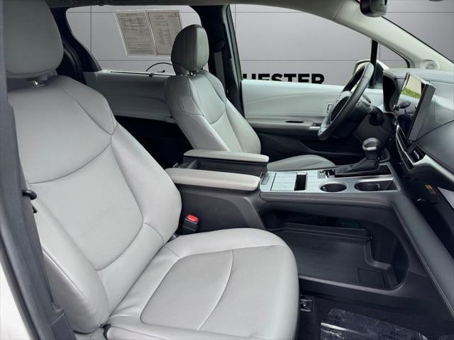 2025 Toyota Sienna XLE 7 Passenger