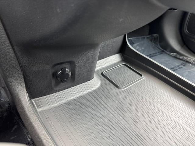 2025 Toyota Sienna XLE 7 Passenger