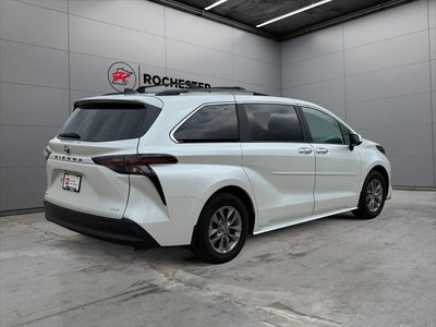 2025 Toyota Sienna XLE 7 Passenger