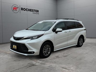 2025 Toyota Sienna XLE 7 Passenger