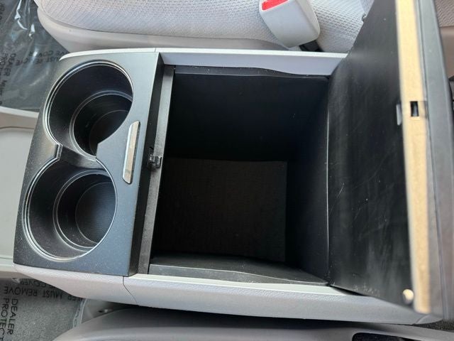 2017 Toyota Sienna LE 7 Passenger