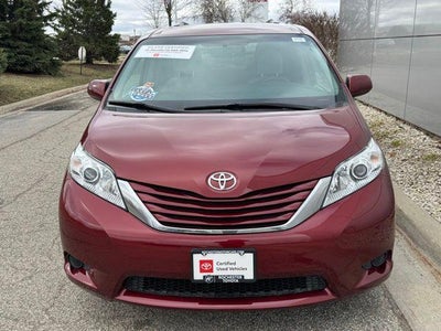 2017 Toyota Sienna LE 7 Passenger