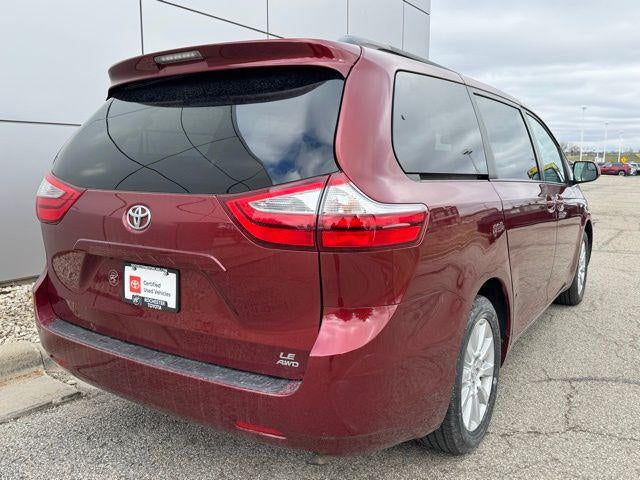 2017 Toyota Sienna LE 7 Passenger