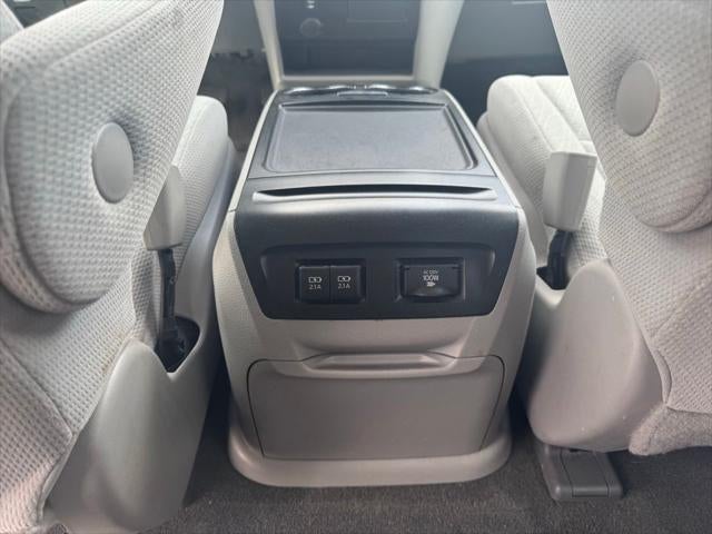 2019 Toyota Sienna LE 7 Passenger