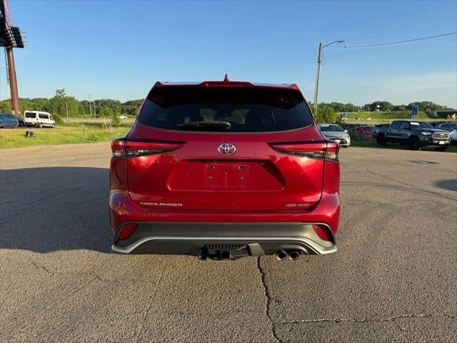 2022 Toyota Highlander XSE AWD