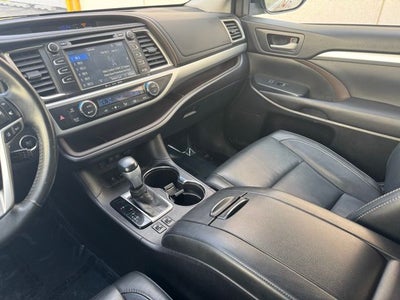 2017 Toyota Highlander XLE AWD
