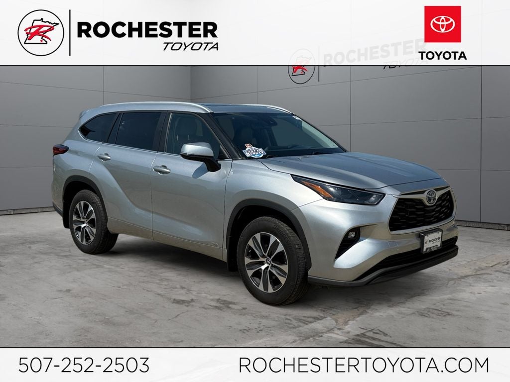 2023 Toyota Highlander Hybrid XLE AWD