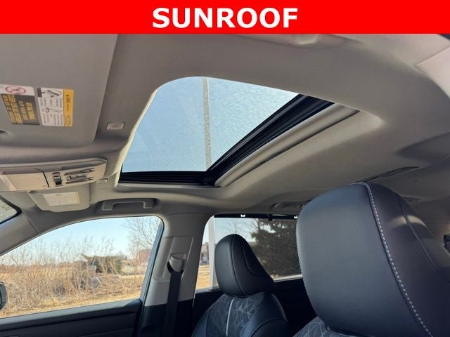 2024 Toyota Highlander Hybrid XLE AWD