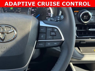 2024 Toyota Highlander Hybrid XLE AWD