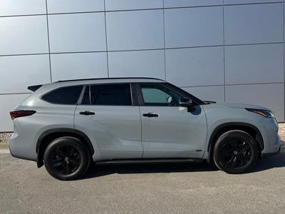2024 Toyota Highlander Hybrid XLE AWD