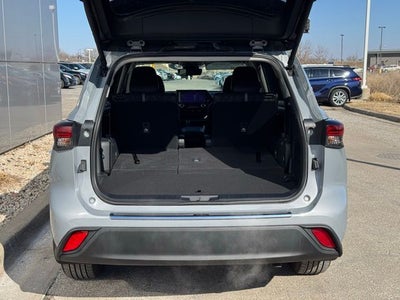 2024 Toyota Highlander Hybrid XLE AWD