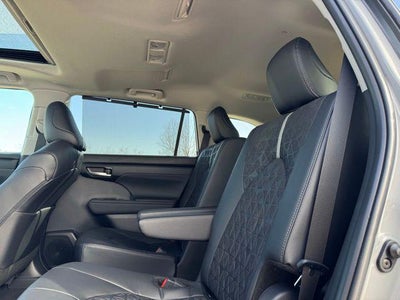 2024 Toyota Highlander Hybrid XLE AWD