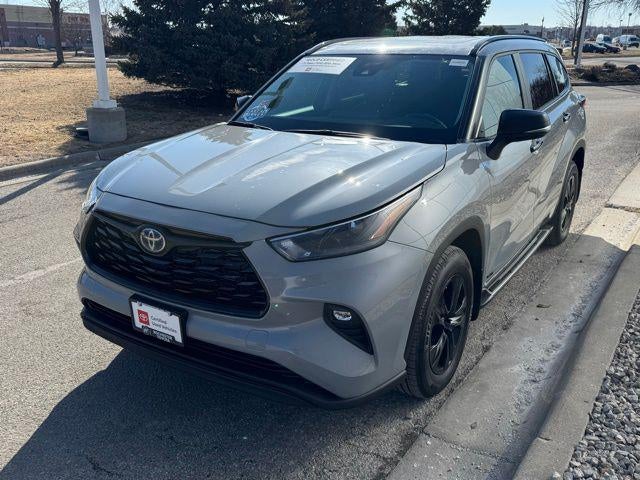 2024 Toyota Highlander Hybrid XLE AWD