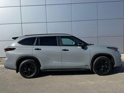 2024 Toyota Highlander Hybrid XLE AWD