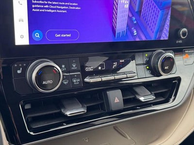 2025 Toyota Highlander Hybrid XLE AWD
