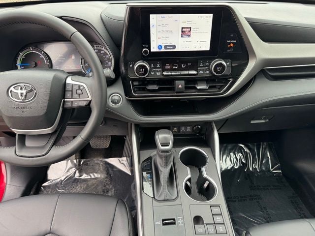 2025 Toyota Highlander Hybrid XLE AWD