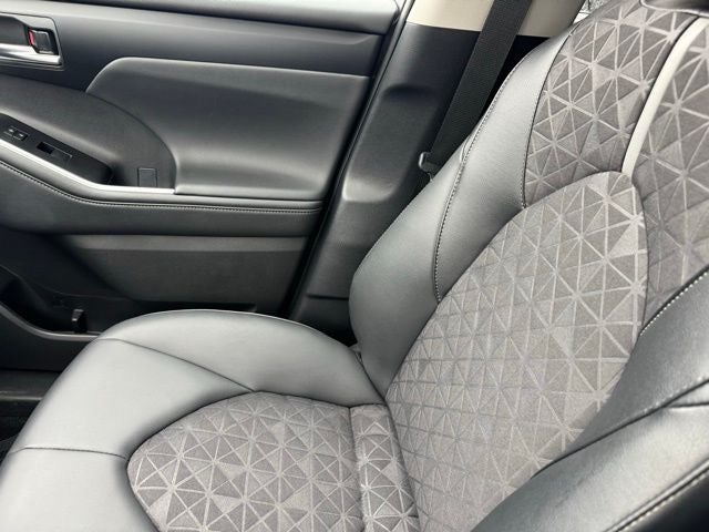 2025 Toyota Highlander Hybrid XLE AWD