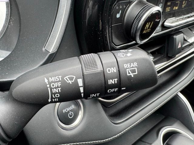 2025 Toyota Highlander Hybrid XLE AWD