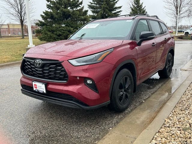 2025 Toyota Highlander Hybrid XLE AWD