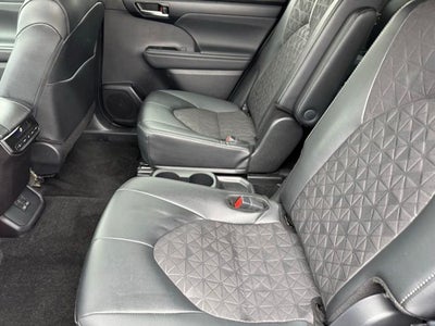 2025 Toyota Highlander Hybrid XLE AWD