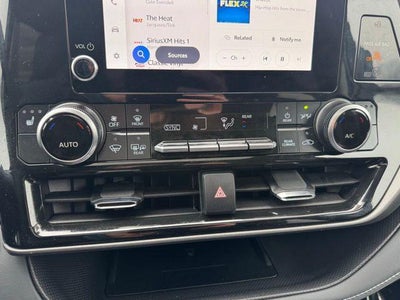 2025 Toyota Highlander Hybrid XLE AWD