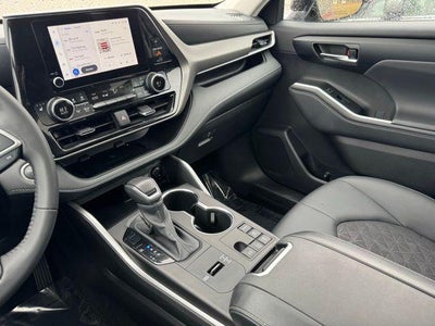 2025 Toyota Highlander Hybrid XLE AWD