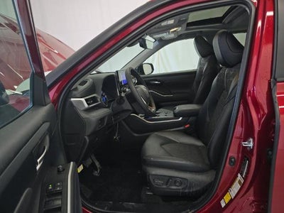 2025 Toyota Highlander Hybrid XLE AWD