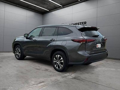 2024 Toyota Highlander Hybrid XLE AWD