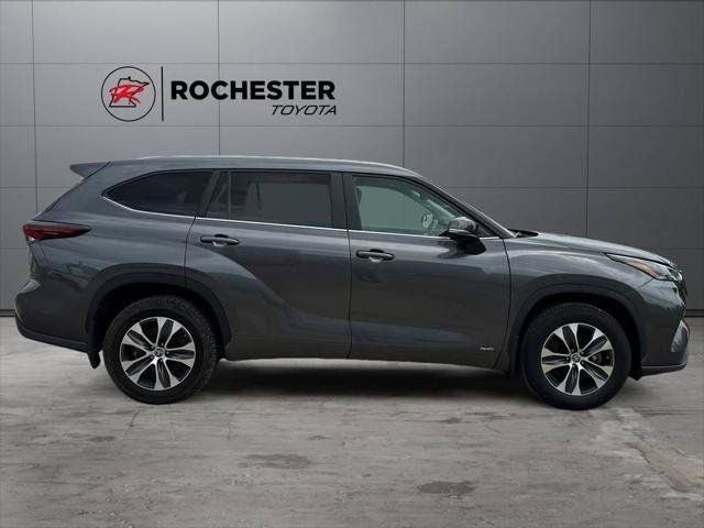 2024 Toyota Highlander Hybrid XLE AWD
