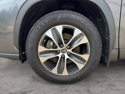 2024 Toyota Highlander Hybrid XLE AWD