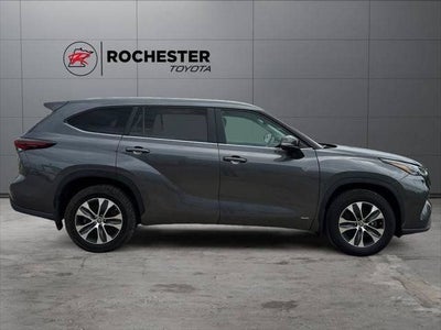 2024 Toyota Highlander Hybrid XLE AWD