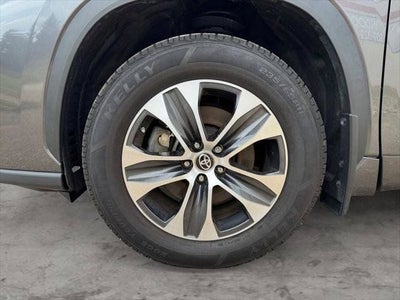 2024 Toyota Highlander Hybrid XLE AWD