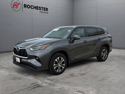 2024 Toyota Highlander Hybrid XLE AWD