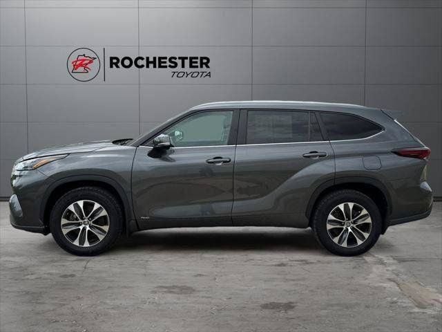 2024 Toyota Highlander Hybrid XLE AWD