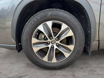 2024 Toyota Highlander Hybrid XLE AWD