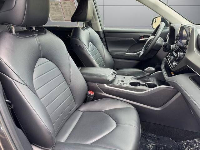 2024 Toyota Highlander Hybrid XLE AWD