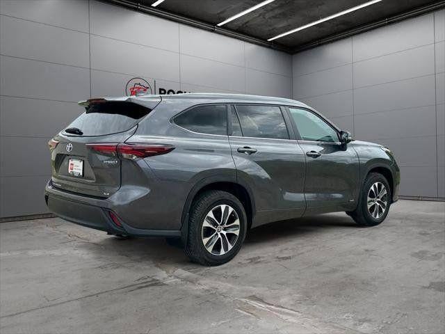 2024 Toyota Highlander Hybrid XLE AWD