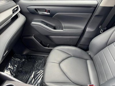 2024 Toyota Highlander Hybrid XLE AWD