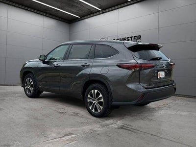 2024 Toyota Highlander Hybrid XLE AWD