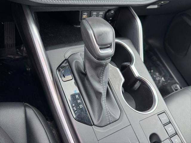 2024 Toyota Highlander Hybrid XLE AWD