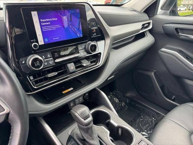 2024 Toyota Highlander Hybrid XLE AWD