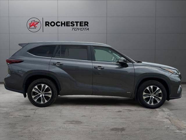 2024 Toyota Highlander Hybrid XLE AWD