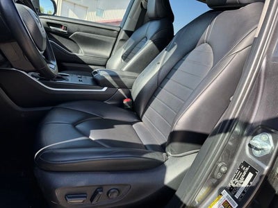 2024 Toyota Highlander Hybrid XLE AWD