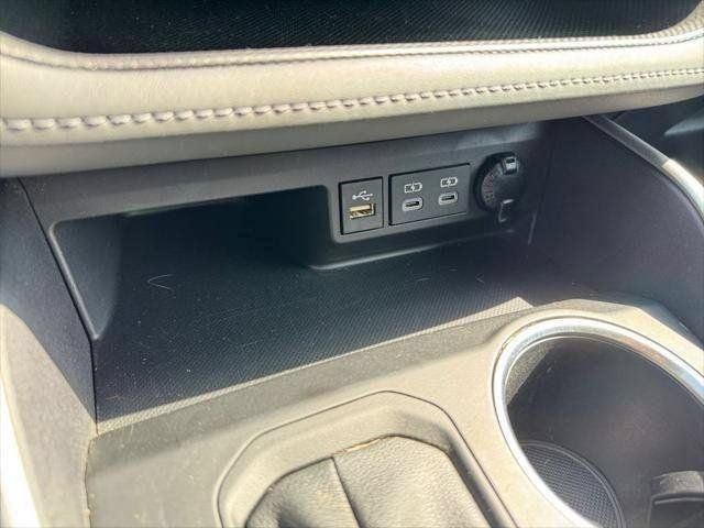 2023 Toyota Highlander L FWD
