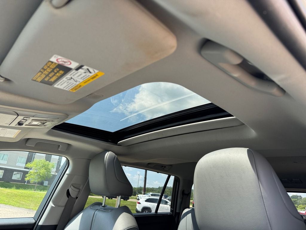 2023 Toyota Highlander XLE FWD