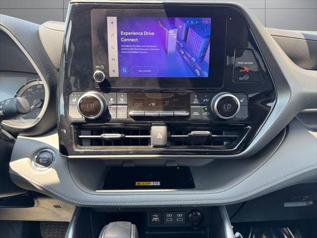 2023 Toyota Highlander XLE FWD