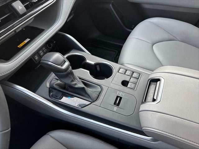 2023 Toyota Highlander XLE FWD