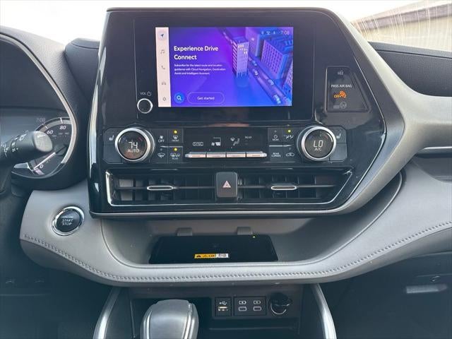 2023 Toyota Highlander XLE FWD