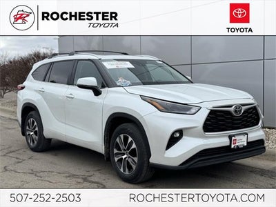 2023 Toyota Highlander XLE AWD