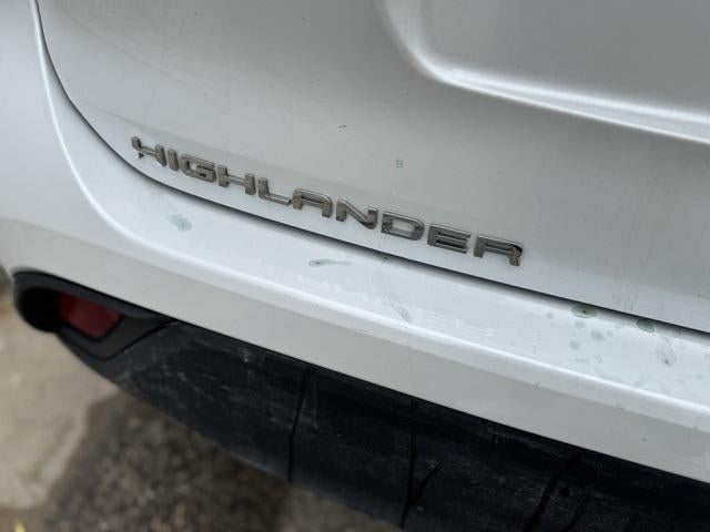 2023 Toyota Highlander XLE AWD